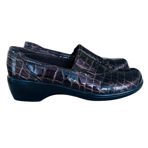 Clarks Bendables Womens Brown Croc Print Patent Leather Loafers - Picture 1 of 6